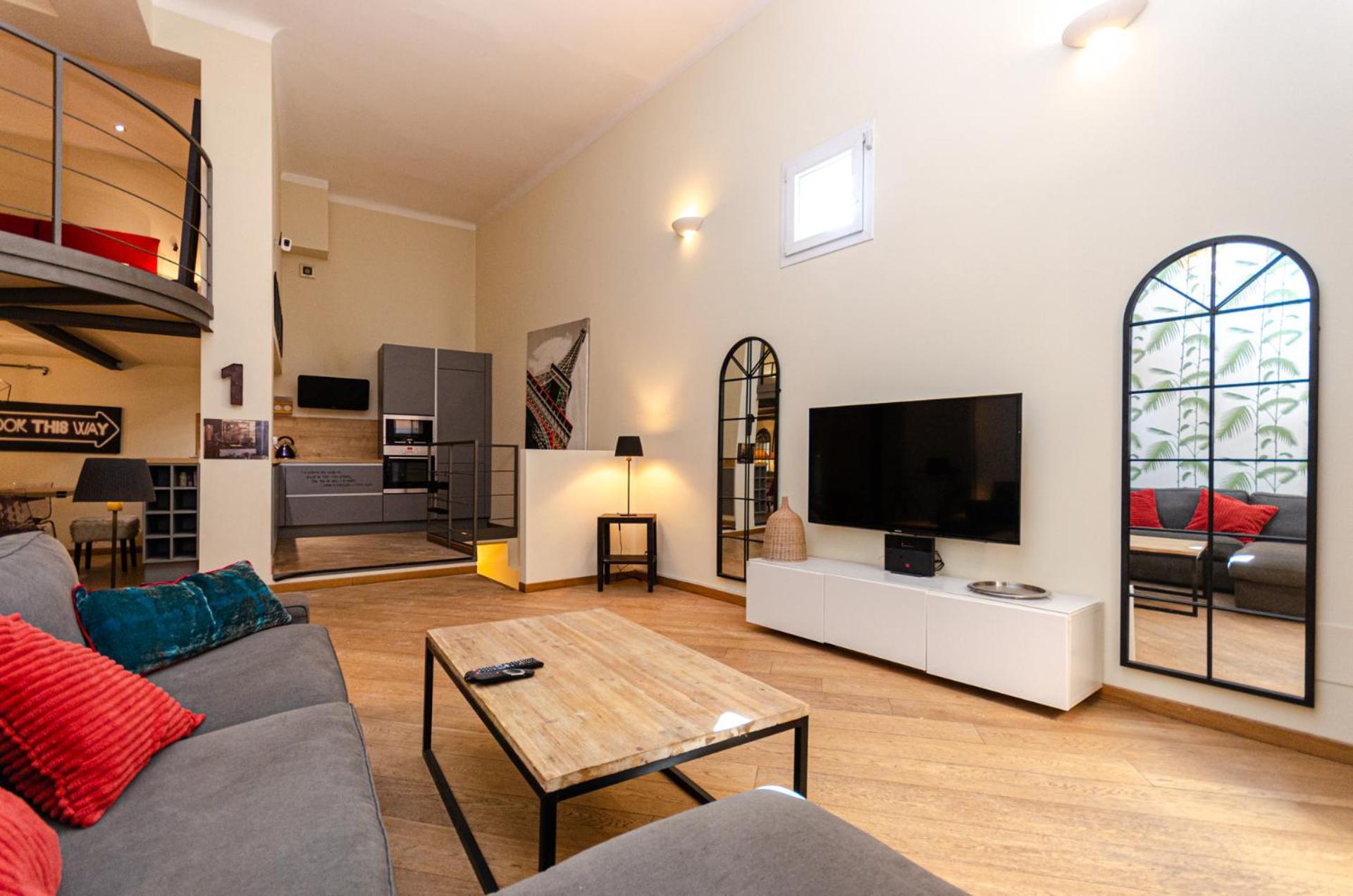 Ariberto Apartment *